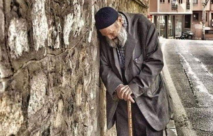 İnsan Yalnız Yaşayamaz!